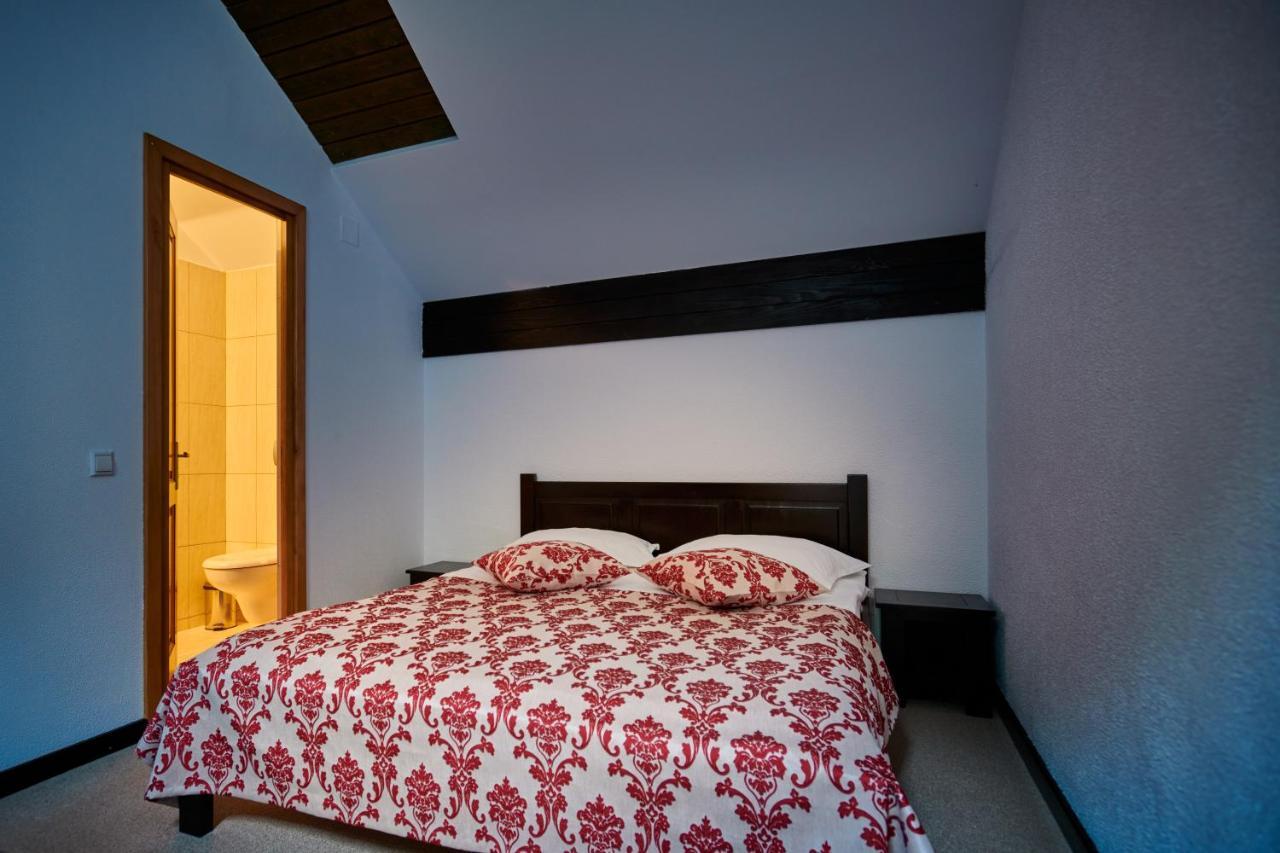 Hotel & Restaurant Sofia Sucevita Kültér fotó