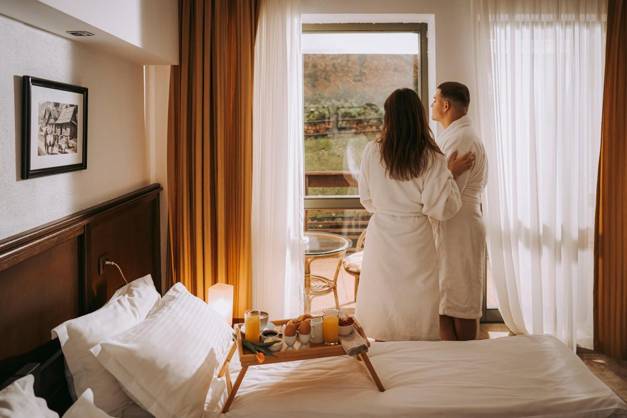Hotel & Restaurant Sofia Sucevita Kültér fotó