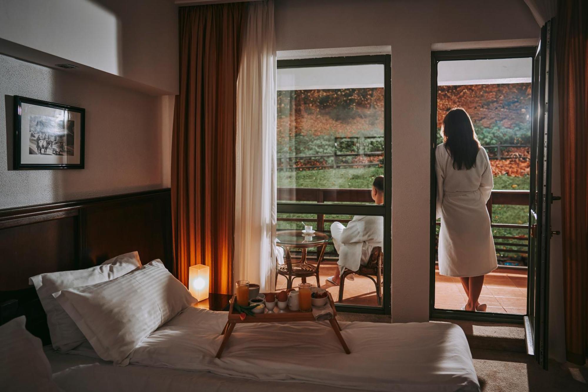 Hotel & Restaurant Sofia Sucevita Kültér fotó
